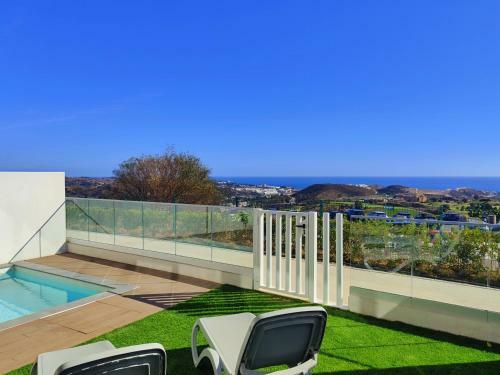 Luxury Apartment In Front Calanova Golf