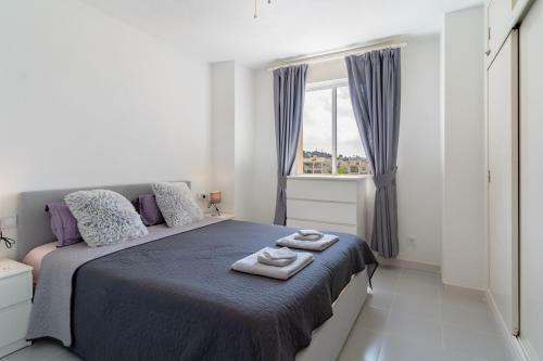 Cozy Apartment With Sea Views