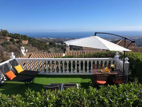 Cosy Townhouse Mijas With Views