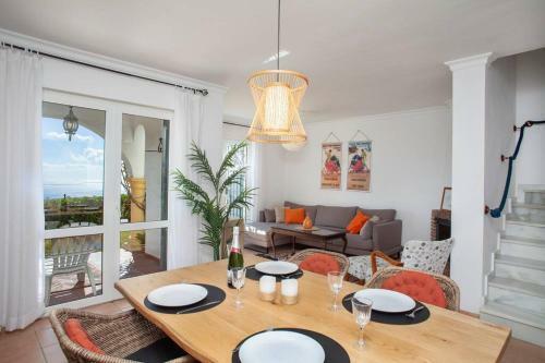 Cosy Townhouse Mijas With Views