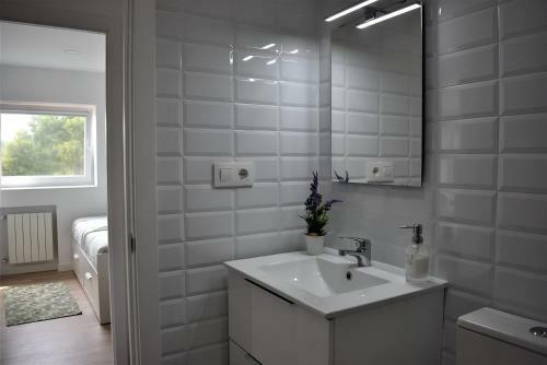 Apartamentos Playa De Mogro