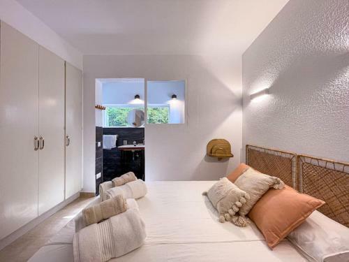 Villa Rosa Blanca- Private Pool, Views