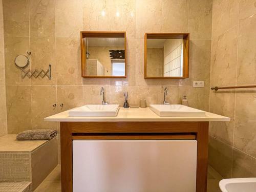 Villa Rosa Blanca- Private Pool, Views