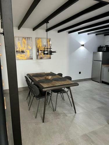 Apartamentos Tur�sticos La Chimenea
