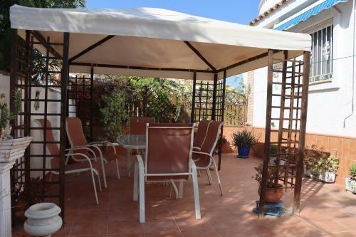 Lovely 3 Bedroom Villa In Campasol