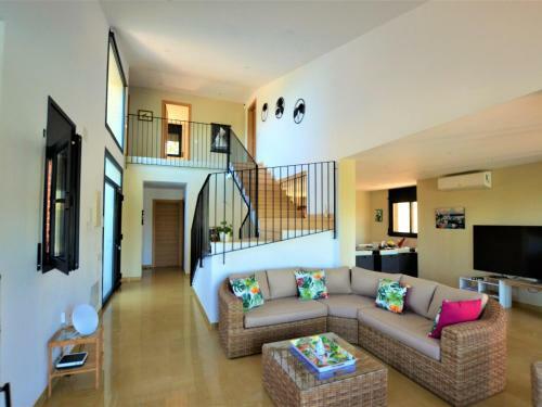 Villa Salamandre 10 People Costa Brava