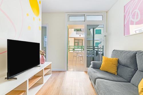 Apartamento Home2book Colourful Apt Playa Del Ingl�s, Pool