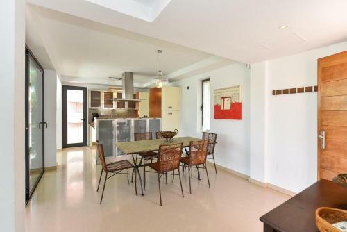 Holiday Home Villa Gema, Spacious, Scenic, Wlan ,ac