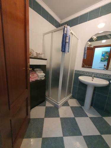 Apartamento Piso Tres Dormitorios Centro De Marchena. Sevilla
