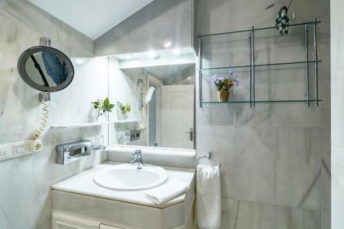Apartamento Atico Boutique Romantico En Corazon de Marbella Roomattic