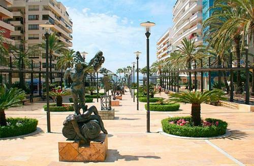 Amplio Apartamento Marbella