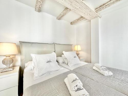 Apartamento Old Town Modern Flat, 4 Minutes From Beach - Eaw Homes