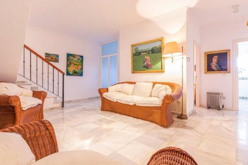 6 Bedrooms Villa With Private Pool And Wifi At Calahonda