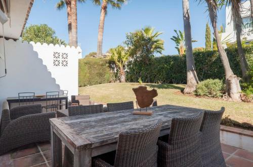 Charming 4bedroom Villa In Los Monteros Beach