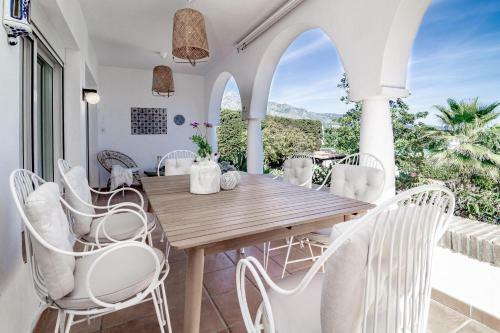 Villa Fj- Finca With Private Pool, Families Only