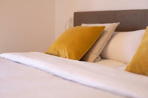 Villa Huerta 1 Manises, Jacuzzi, Sauna, Piscina