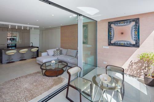 Puerto Banus Seaview Apartment