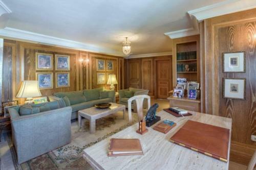 Palatial Villa In Hacienda Las Chapas, Marbella