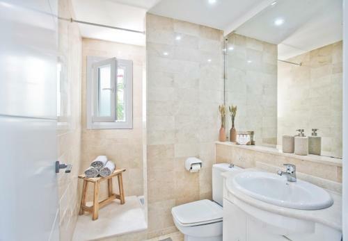 Apartamento Beachfront Luxury Complex With Tropical Gardens & Pools