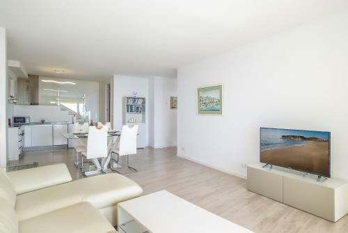 Puerto Cabopino Apartment