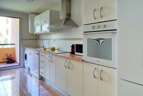 Beach & Golf Design Apartment Marbella
