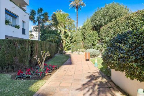 Apartamento Confortable Estudio En Medina Garden Ref 332
