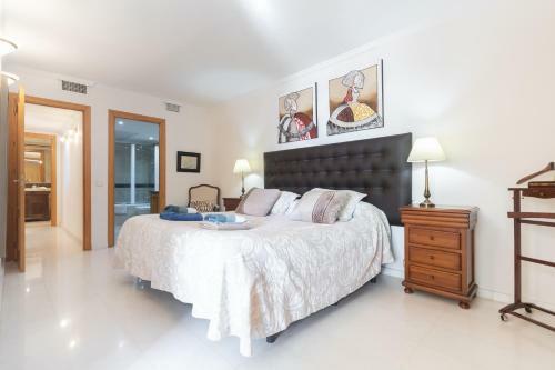 Deluxe Apartment On The First Line