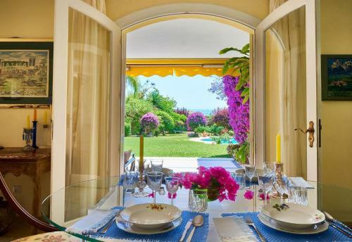 Exclusive Villa In Marbella Town