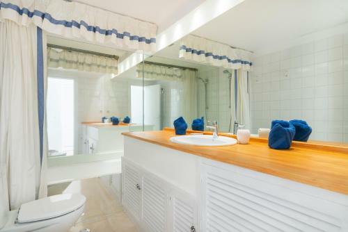Apartamento En Complejo Residencial Con Piscina
