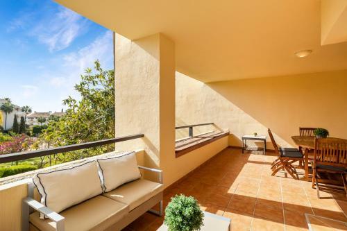 Spacious 3 Bedrooms Apartment At Las Brisas