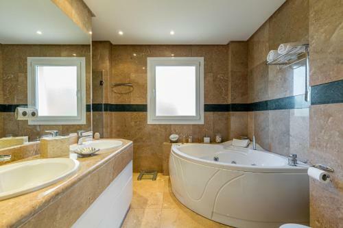 Penthouse Rental Puerto Banus