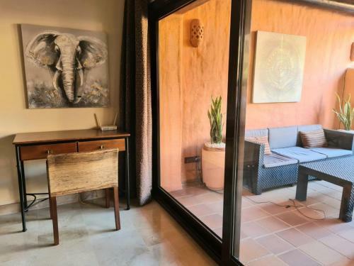 Superb 2-bed Apartment In Duquesa