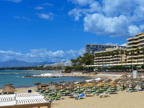 Apartment Marbella Real Gardens By Interhome