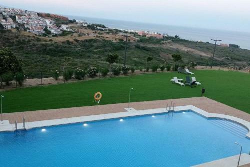 Beautiful New Apartment With Direct Sea View, First Line!!