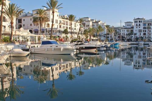 Beautiful New Apartment With Direct Sea View, First Line!!