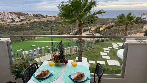 Beautiful New Apartment With Direct Sea View, First Line!!