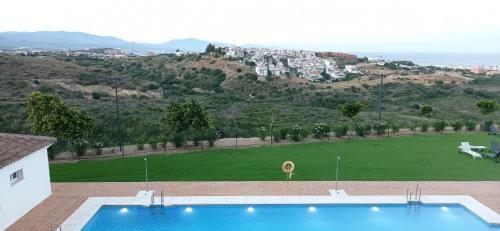 Beautiful New Apartment With Direct Sea View, First Line!!