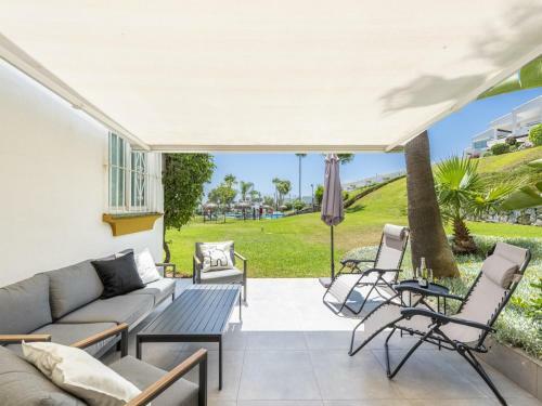 Azahara1 Beautiful Apartment Frontline Golf