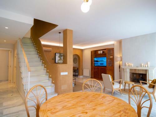 Apartamento Duplex In Parque Sol Refurbished With Sea Views
