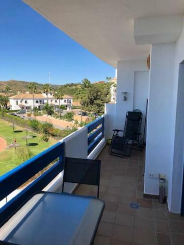 Apartamento Duquesa Suites- Superb Seaviews & Overlooking Pool