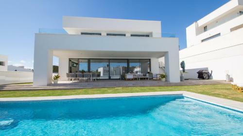 Villa Rubi, 28