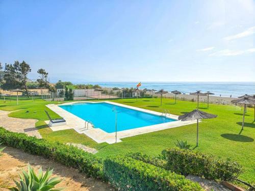 Apartamento 3 Bedroom House In Aldea Beach