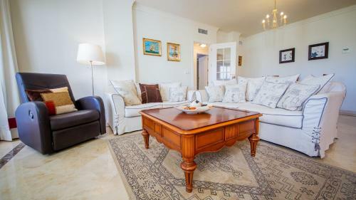 Apartamento Terrazas de Los Hidalgos, F21a