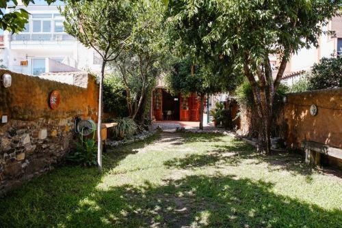 Apartment For 6 With Pool, Garden, Climbing Area