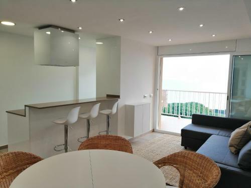 Apartamento Reconnectar Garb� I