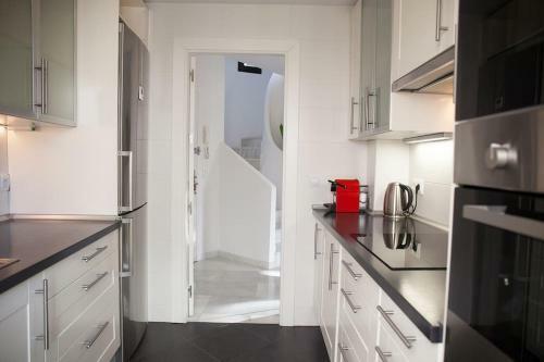 Apartamento Superb Townhouse In Golden Mile