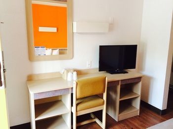 Motel 6 - Dalton