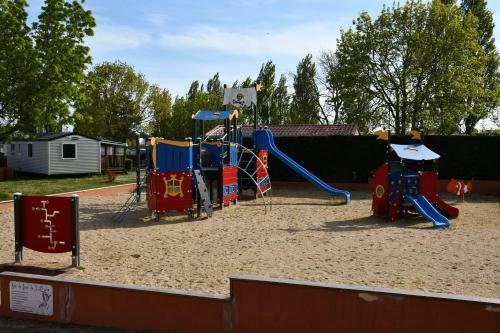 Camping Le Puits Rochais