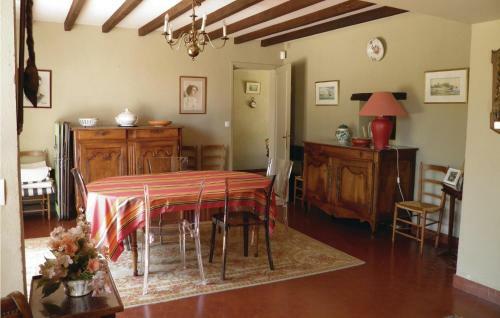 Holiday Home La Garenne