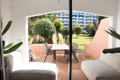 Luxurious Apartment In Puerto Banus Marbella